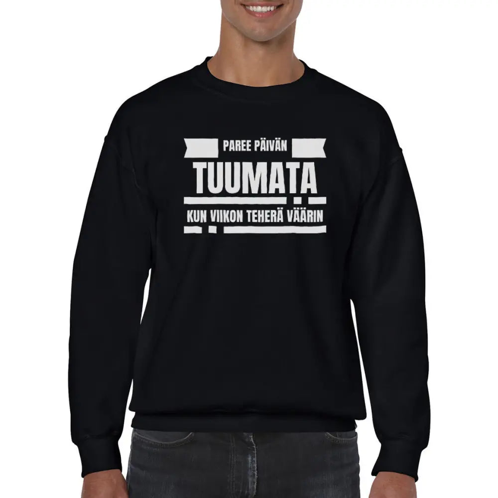 College_tuumata_valkoinen_musta.png