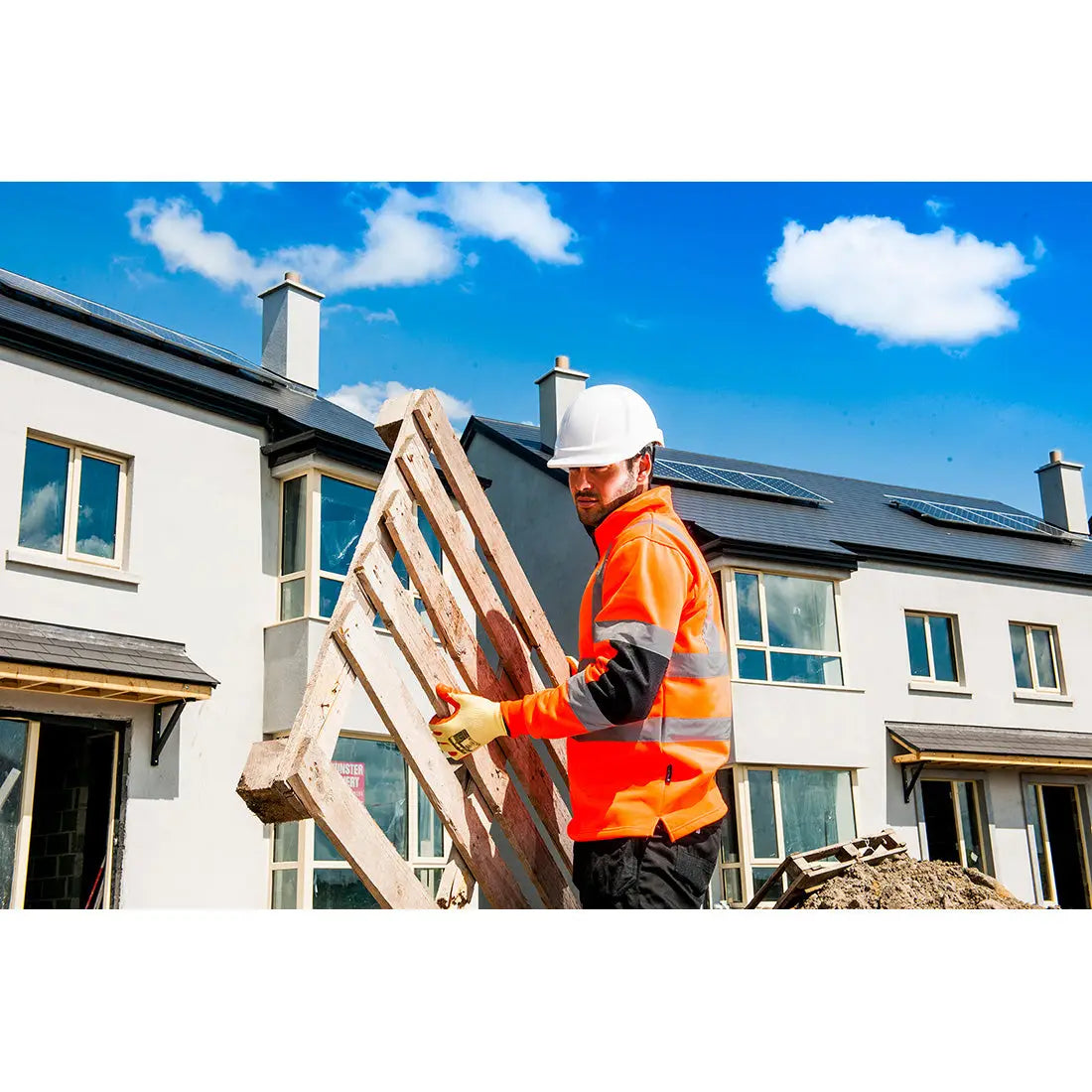 B308_PS54_A120_LS_1.jpg